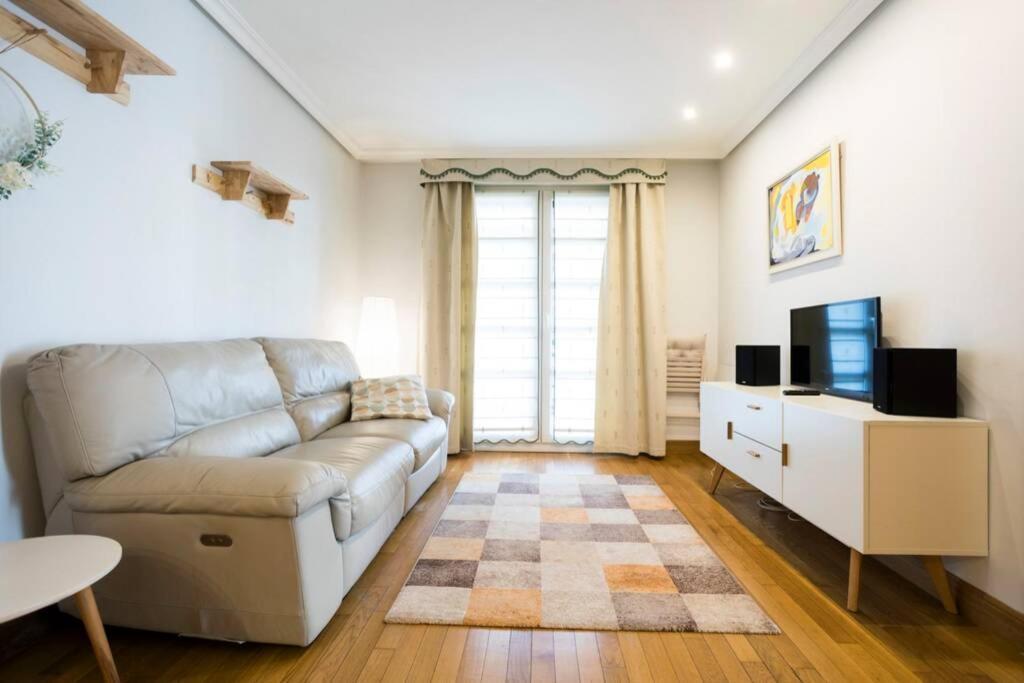 Berlin - Basquenjoy Apartment Хондарибия Екстериор снимка