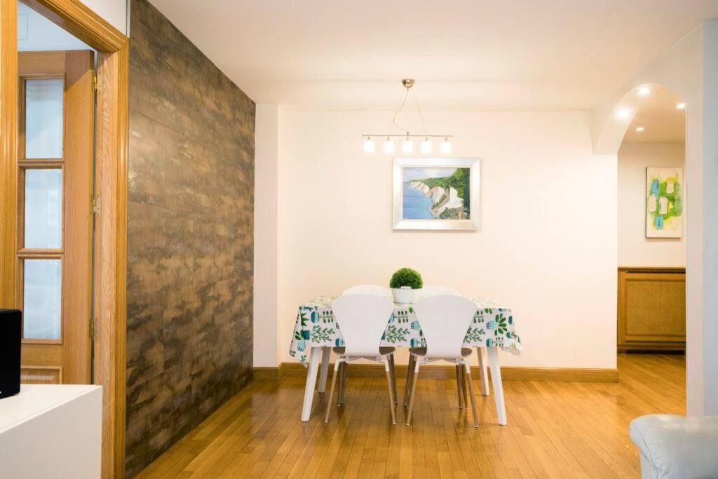 Berlin - Basquenjoy Apartment Хондарибия Екстериор снимка
