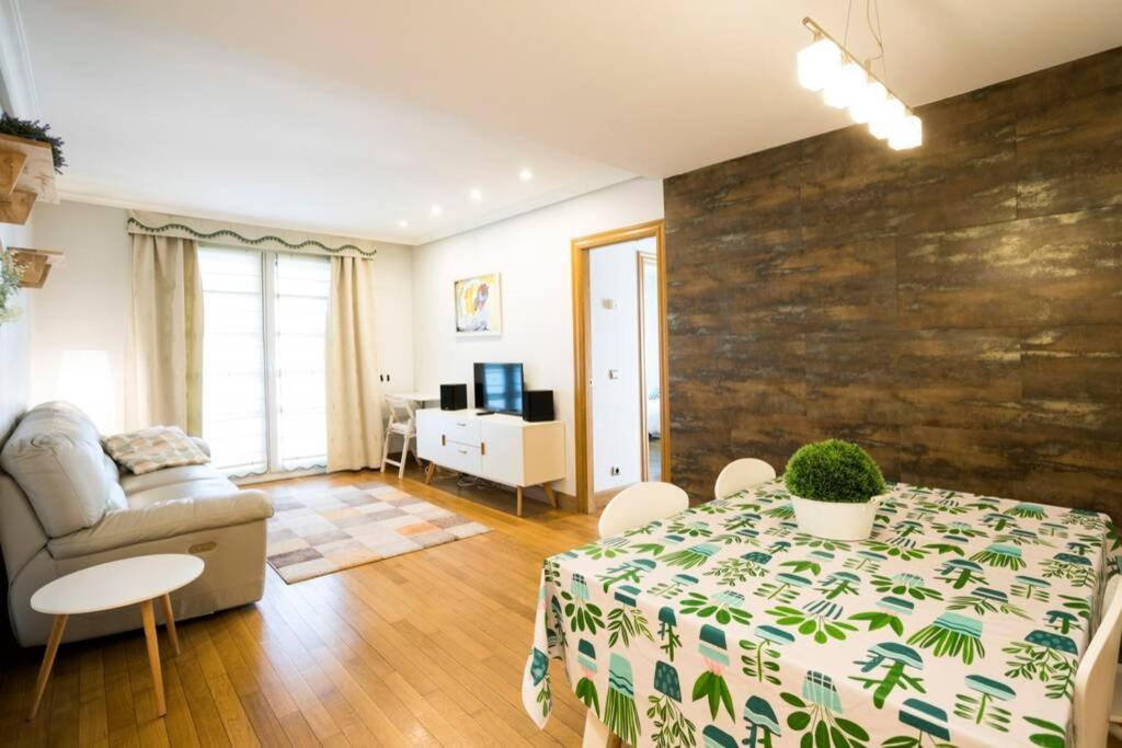 Berlin - Basquenjoy Apartment Хондарибия Екстериор снимка